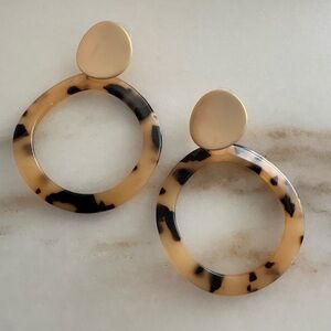 Epoxy resin TORTOISE SHELL HOOPS with satin finish faux gold